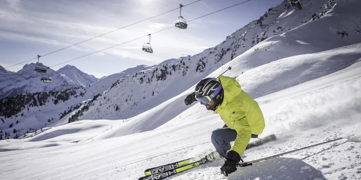 Italský Kronplatz: neomezený wellness, polopenze, skibus u hotelu i karta výhod