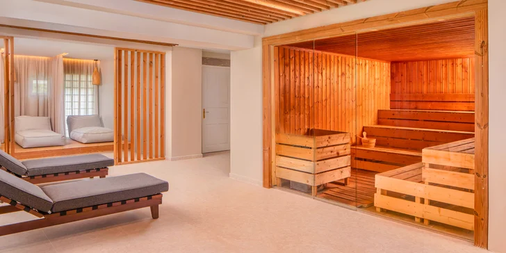 Relax pro rodinu nebo partu přátel blízko Budapešti: neomezeně wellness, možnost polopenze a slevy, děti zdarma
