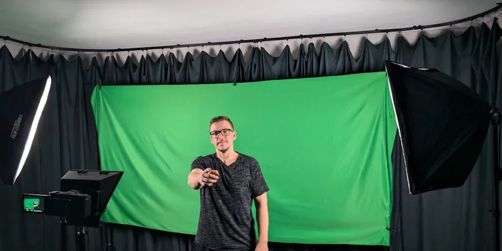 Nahrávání v kompletně vybaveném podcastovém studiu vč. střihu a editu