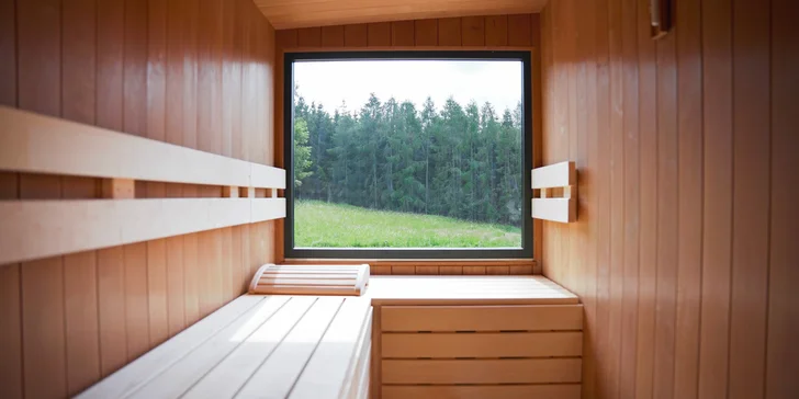 Moderní chata v jižních Čechách: vlastní sauna, vířivý sud i kapacita až 6 osob