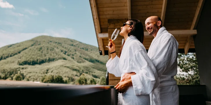 Designový hotel v Beskydech: apartmán s vířivkou, vyhlášená kuchyně, polopenze
