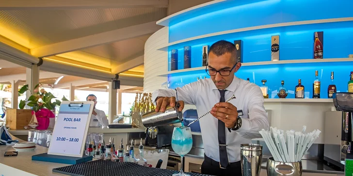 Dovolená na Sardinii: 4* rodinný hotel u pláže s all inclusive light, 3 bazény, animace