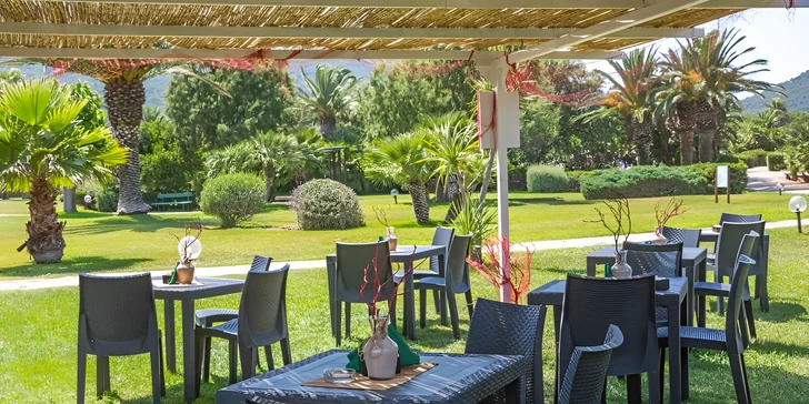 Dovolená na Sardinii: 4* rodinný hotel u pláže s all inclusive light, 3 bazény, animace