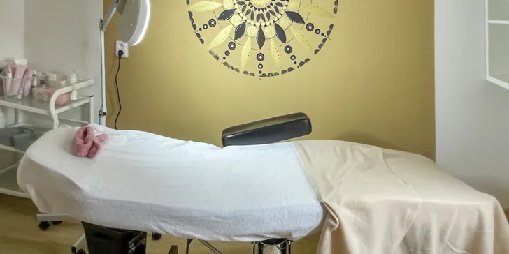 Základní kosmetická péče, ošetření s alginátovou maskou i lash lifting