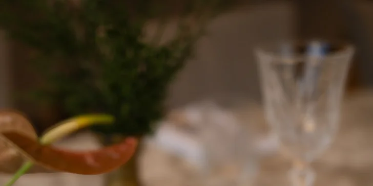 Tříchodové menu i s lahví vína či pivními lázněmi pro 2 osoby