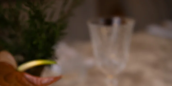 Tříchodové menu i s lahví vína či pivními lázněmi pro 2 osoby