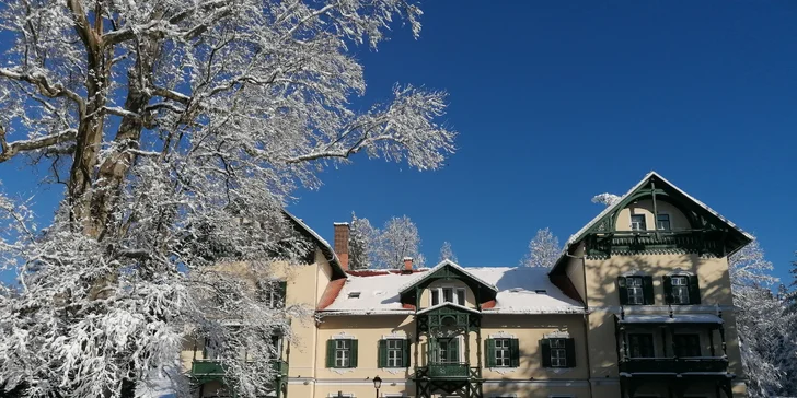 Slovinské Alpy: neomezeně termální bazény, polopenze a v hlavní sezóně pobyt pro 2 děti zdarma