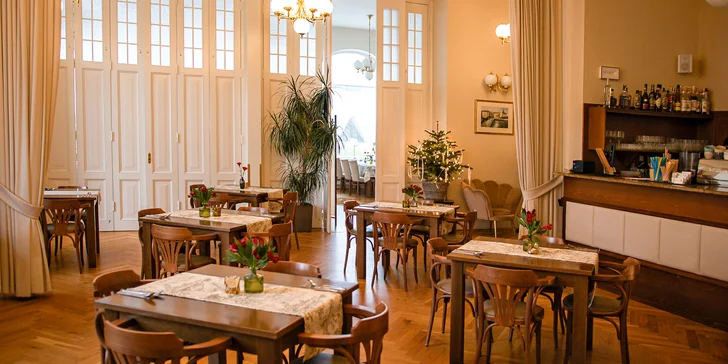 Tříchodové menu i s lahví vína či pivními lázněmi pro 2 osoby