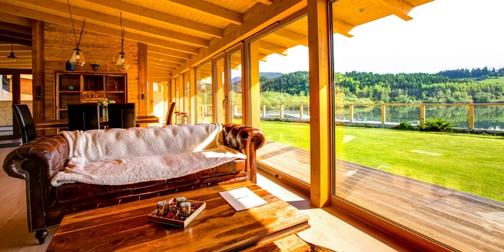Pobyt ve vile na břehu Liptovské Mary s polopenzí a privátním wellness