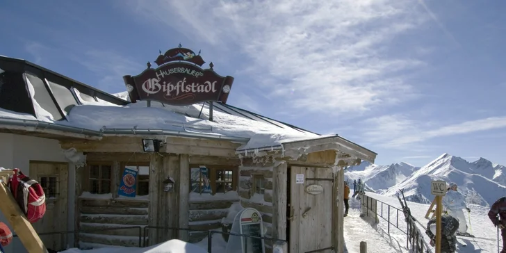 Údolí Gastein: hotel v 1000 m n. m., bohatě vybavený wellness, polopenze a lyžování