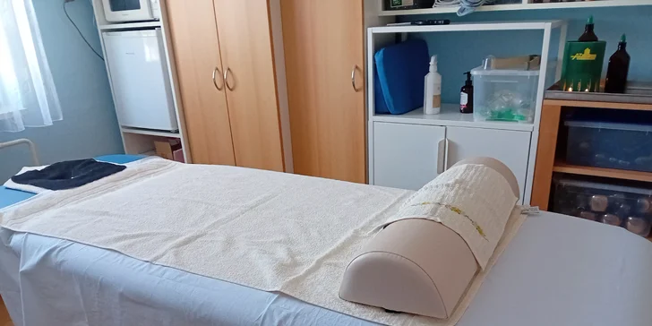 Regenerace a uvolnění: masáž zad, šíje i celého těla a reflexologie plosky nohou