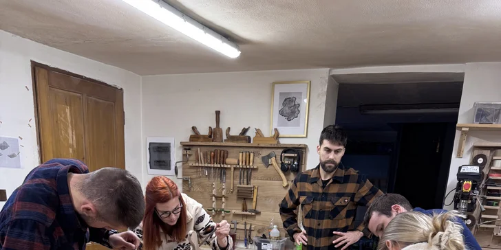 Vyrobte si své originální prkénko: 4hodinový dřevařský workshop pro 1 i 2 osoby