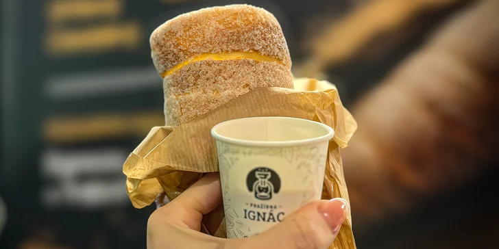 Sladká odměna po nákupech: trdelník a káva dle výběru pro 1 nebo 2 osoby