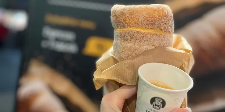 Sladká odměna po nákupech: trdelník a káva dle výběru pro 1 nebo 2 osoby