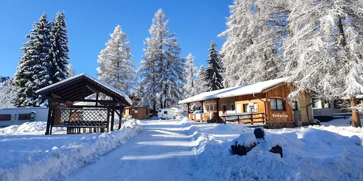 Pobyt v kempu ve Val di Fiemme: mobilní domek, spousta zábavy a výletů