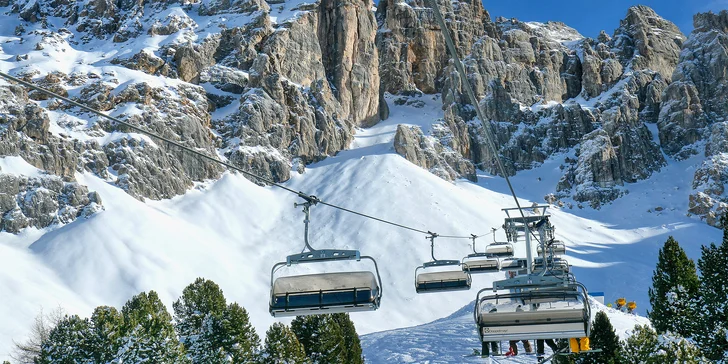 Pobyt v kempu ve Val di Fiemme: mobilní domek, spousta zábavy a výletů