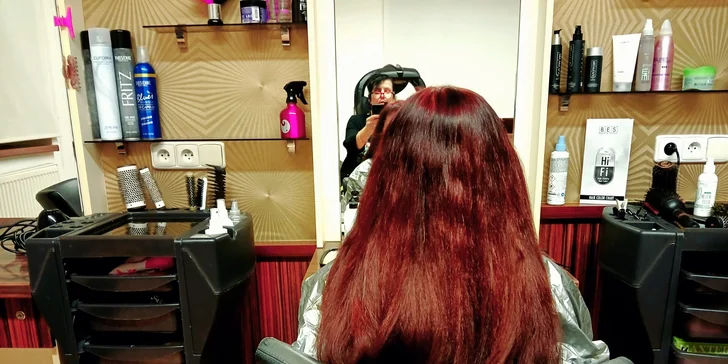 Kadeřnické balíčky pro dámy: střih všech délek, melír i barva vč. stylingu