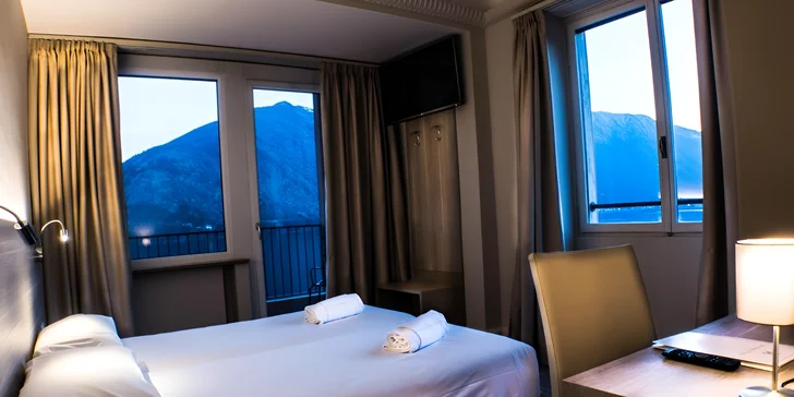 Lago di Como: hotel přímo na břehu jezera, polopenze i venkovní bazén