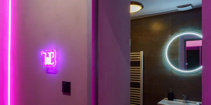 Romantika v privátním wellness: krb, sauna a vířivka na 2 hod. i celou noc