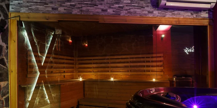 Romantika v privátním wellness: krb, sauna a vířivka na 2 hod. i celou noc