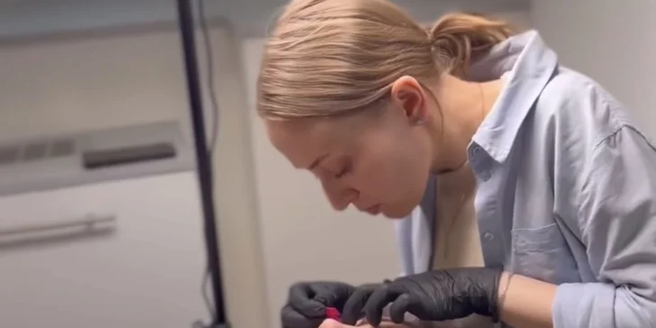 Uhrančivý pohled: barvení obočí i vč. laminace či lash lifting řas