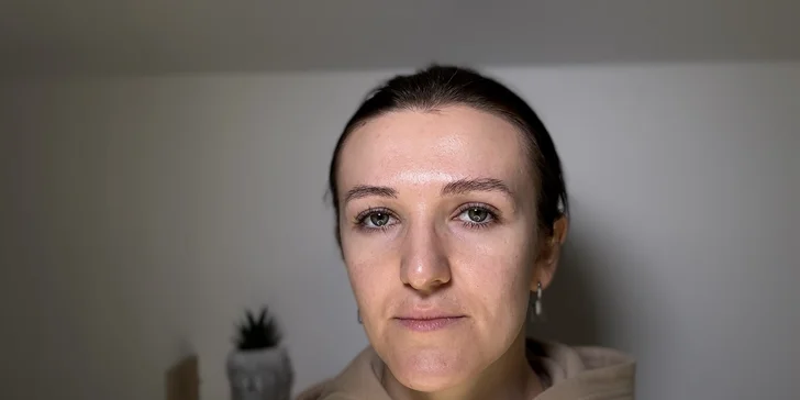 Uhrančivý pohled: barvení obočí i vč. laminace či lash lifting řas