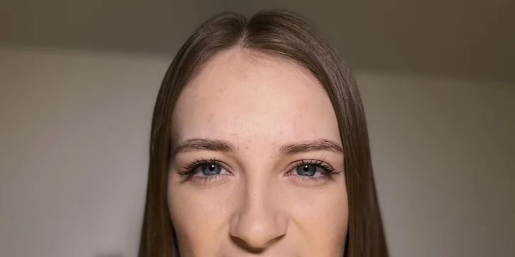 Uhrančivý pohled: barvení obočí i vč. laminace či lash lifting řas