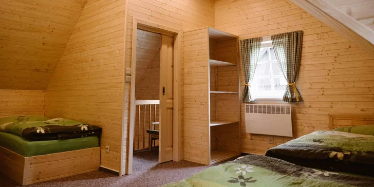 Pobyt v Jeseníkách: apartmány v roubence s koupacím wellness sudem