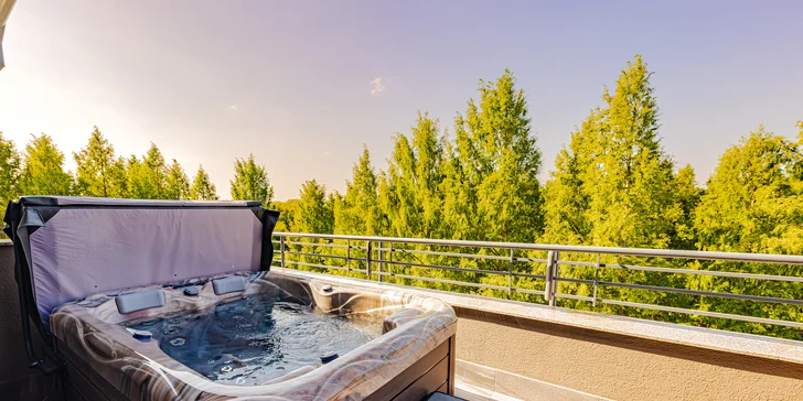 Luxusní pobyt v blízkosti termálního jezera Hévíz: polopenze a neomezený wellness