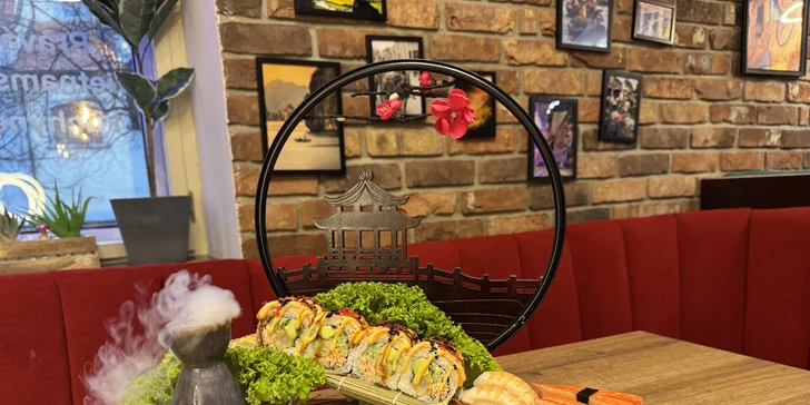 Sushi sety s tuňákem, avokádem i kaviárem či úhořem a krabem: 16–73 ks