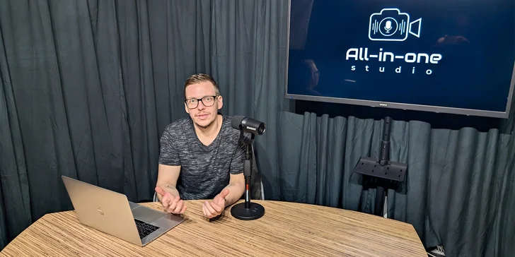 Nahrávání v kompletně vybaveném podcastovém studiu vč. střihu a editu