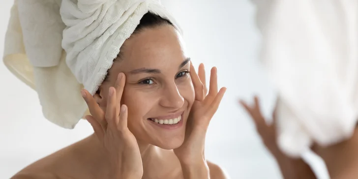 Kompletní péče o pleť: masáž Gua Sha, hloubkové čištění i chemický peeling