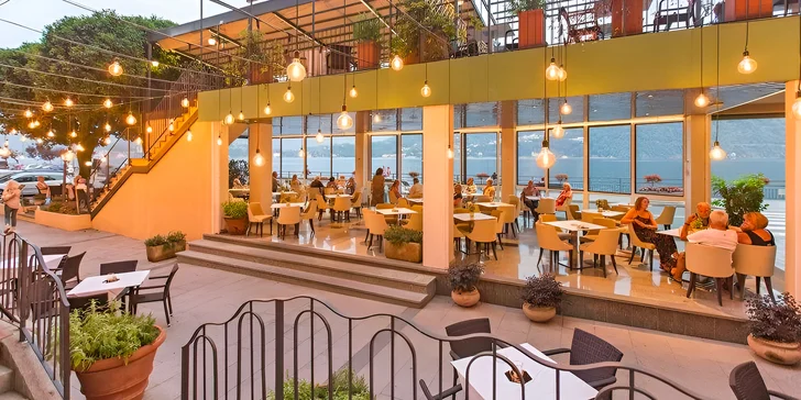 Lago di Como: hotel přímo na břehu jezera, polopenze i venkovní bazén