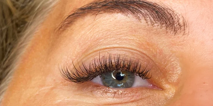 Laminace obočí, lash lifting nebo prodloužení řas metodou řasa na řasu i 3D či 5D