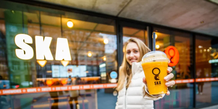 Vitamínové bomby: 2x 350ml fresh juice v Quadriu či na Kaprovce