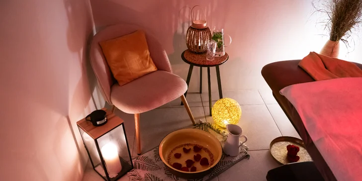 Relaxační balíčky plné péče: bylinkový peeling a zábal i celotělová masáž