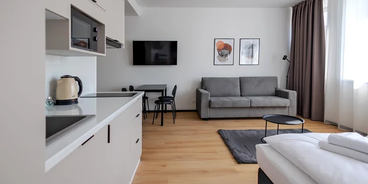 Moderní apartmány v maďarském Miskolci: snídaně, sleva do dětského parku i na motokáry