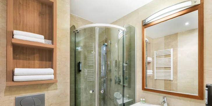 Vyrazte objevovat Budapešť: skvělý 4* hotel v historickém centru se snídaní