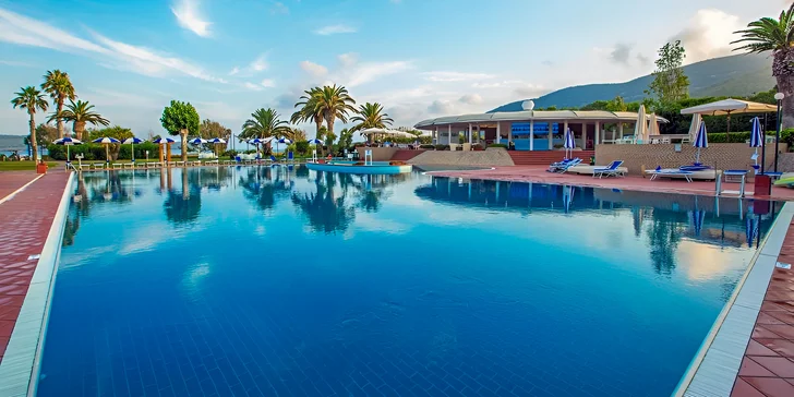 Dovolená na Sardinii: 4* rodinný hotel u pláže s all inclusive light, 3 bazény, animace