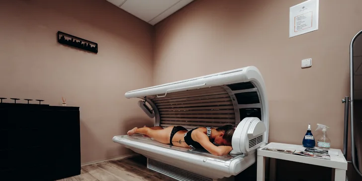 Nachytejte bronz: permanentka do solária na 60 nebo 120 min.
