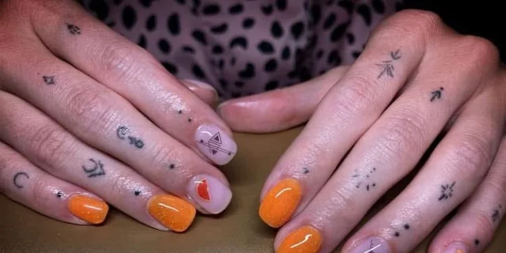 Jako ze žurnálu: přístrojová manikúra s gel lakem pro dokonale upravené ruce