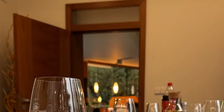 250–1 000 Kč na jídlo i nápoje v restauraci Viktoria Soul s českou a italskou kuchyní