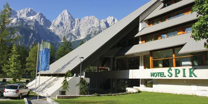 4* hotel u Triglavu: Slovinsko s polopenzí a neomezeným relaxem ve třech bazénech