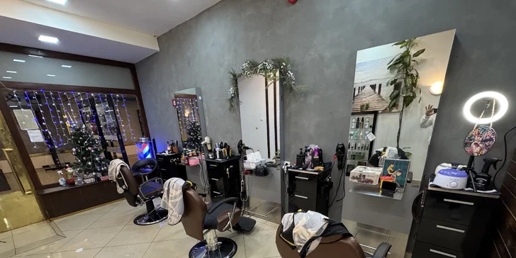 Pořádná barber péče: střih pro chlapce i pány nebo úprava vousů