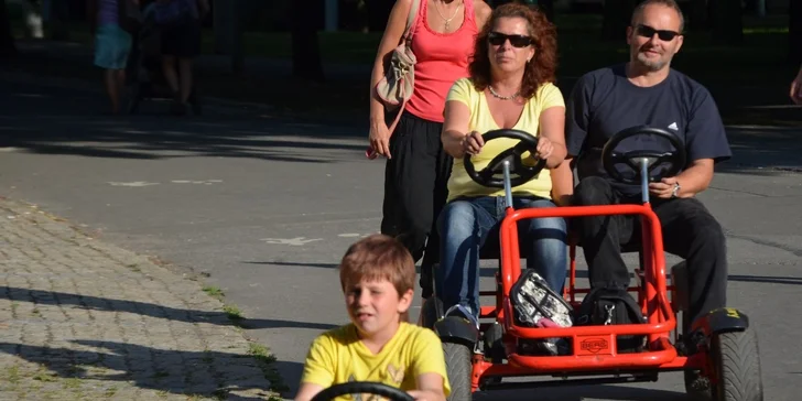 Léto na šlapacích kárách ve Stromovce (30 i 60 min)