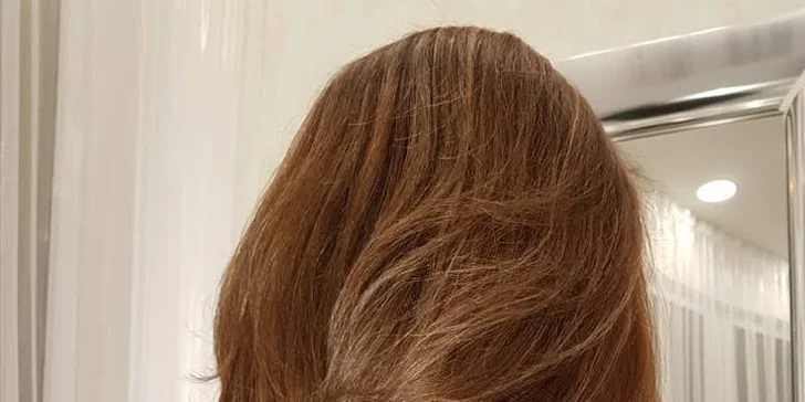 Kadeřnické balíčky pro všechny délky vlasů: střih, barva, melír i balayage