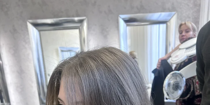 Kadeřnické balíčky pro všechny délky vlasů: střih, barva, melír i balayage