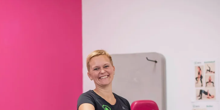 Fitness pro ženy: jednorázový neomezený vstup pro 1-2 dámy, pitný režim i analýza těla