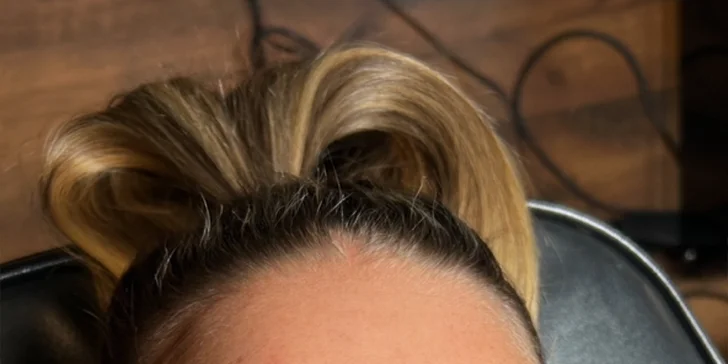 Permanentní make-up stínovou metodou obočí nebo rtů