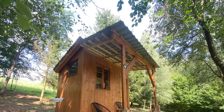 Tiny House s výhledem do krajiny Podkrkonoší i s možností využití koupacího sudu